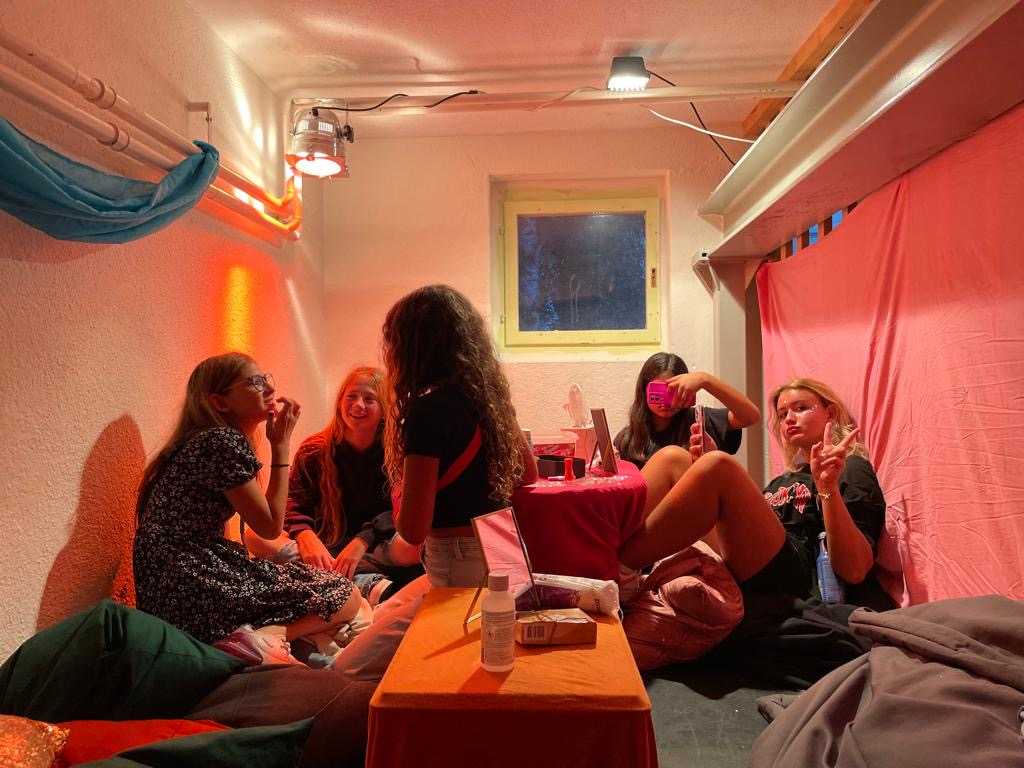 Girls Only Chillecke